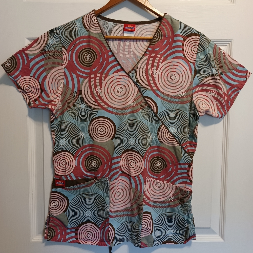 Dickies Pattern Scrub Top XS